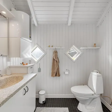Charming Modernized In The Heart Of Sondervig Ringkøbing