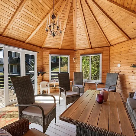 Charming Modernized In The Heart Of Sondervig *