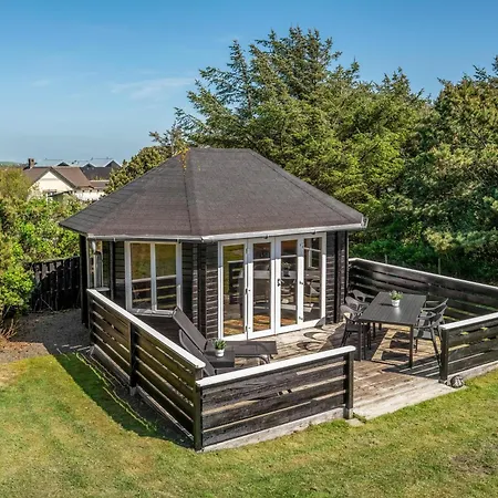 Charming Modernized In The Heart Of Sondervig *